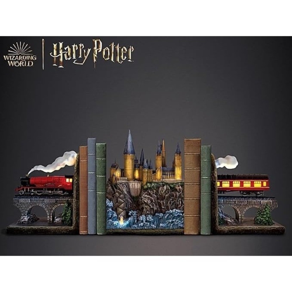 Harry‎ Potter Collection Lights Up Limited-ed Journey to Hogwarts Bookends 3pc